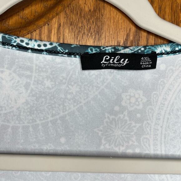 Lily Tunic 4x Blue Paisley Pattern - Picture 2 of 3